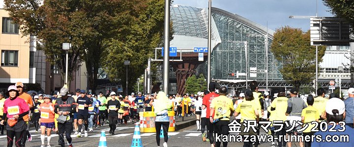 ����}���\��2023