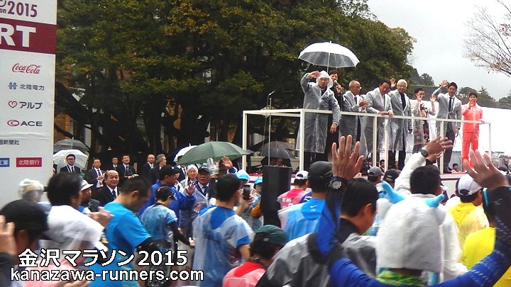 ����}���\��