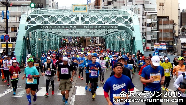 ����}���\��