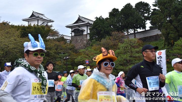 ����}���\��