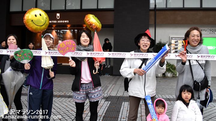 ����}���\��