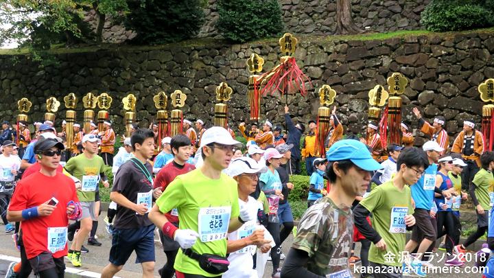 ����}���\��