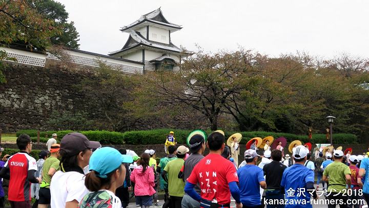 ����}���\��