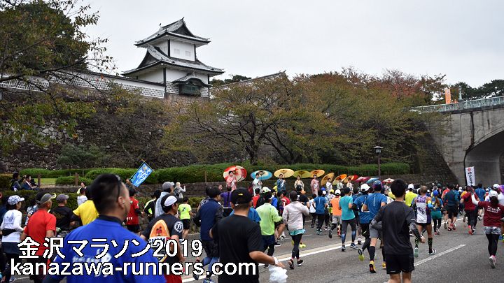 ����}���\��