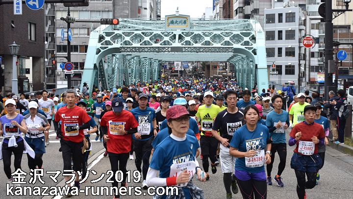 ����}���\��