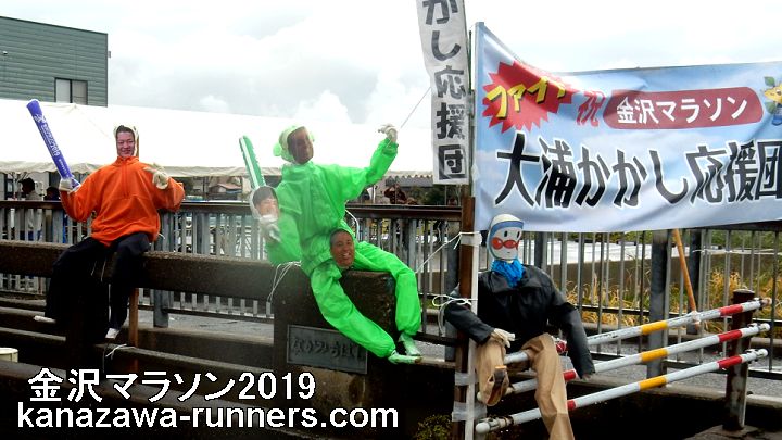 ����}���\��