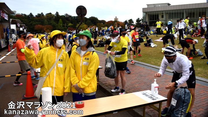 ����}���\��