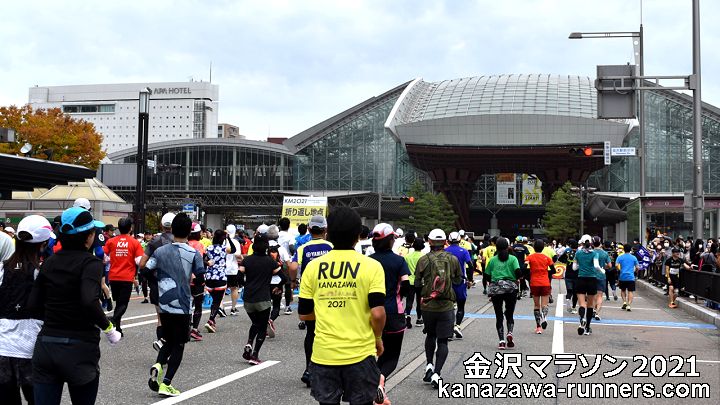 ����}���\��