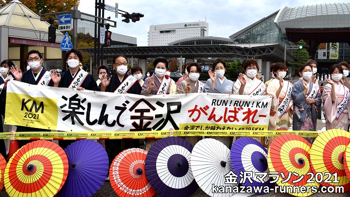 ����}���\��