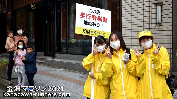 ����}���\��