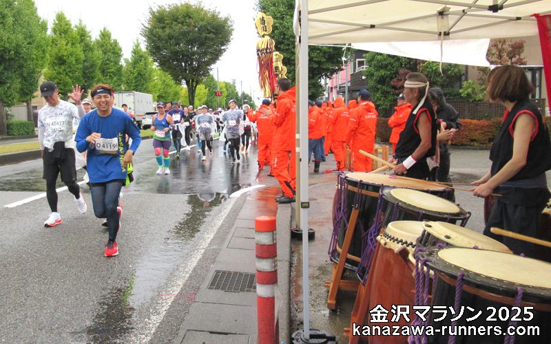 ����}���\��