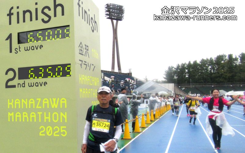 ����}���\��